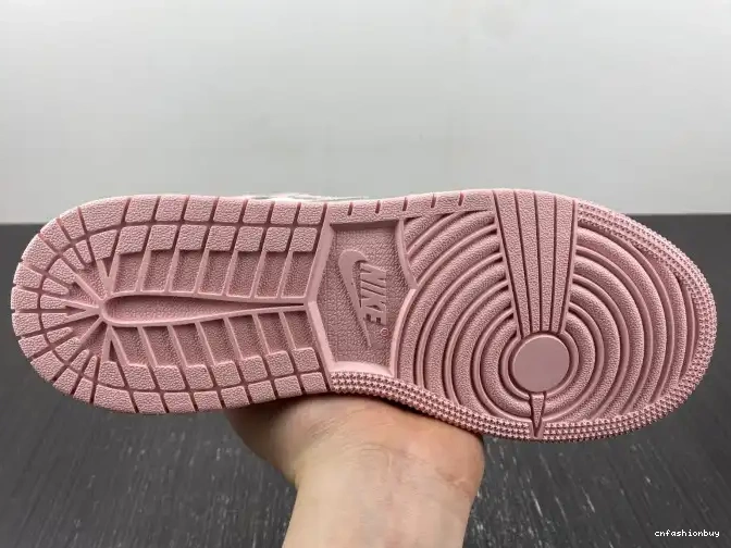 Jordan OG (Women's) 1 Retro High Washed Pink FD2596-600 Air 0524